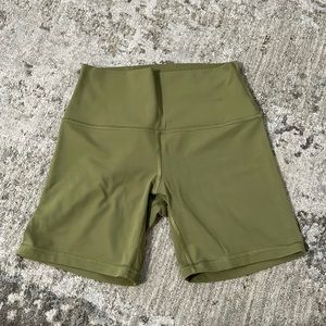 Lululemon Biker Shorts 6 inch